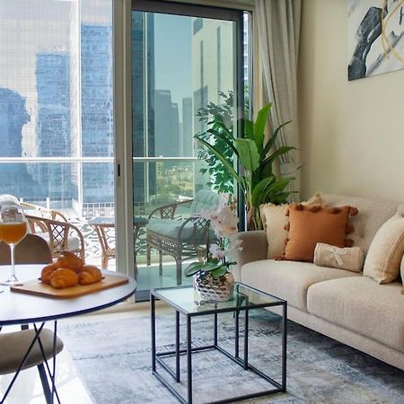 Vera Residences By Damac I 1Br Luxury Aparthotel Dubai Bagian luar foto